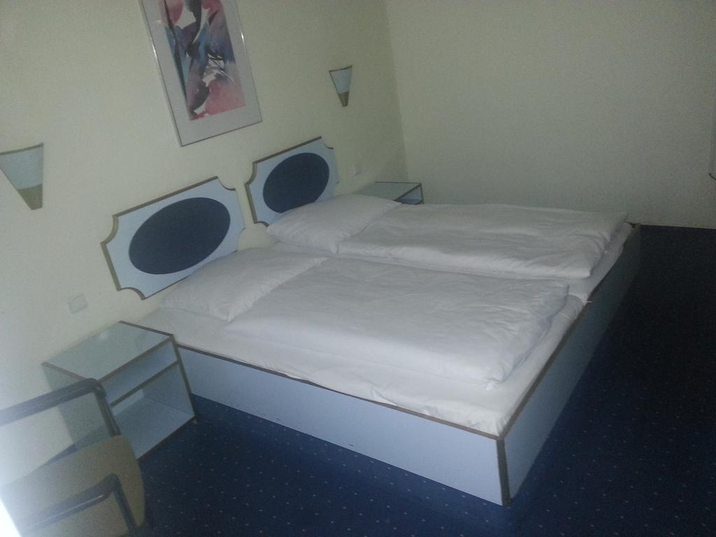 Hotelgarni Frankfurt Frankfurt am Main Rom bilde