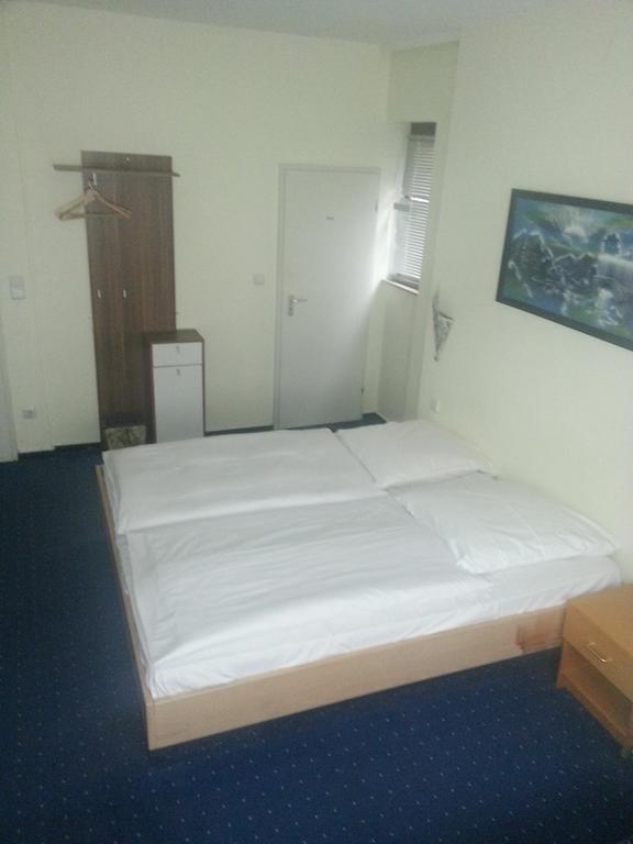 Hotelgarni Frankfurt Frankfurt am Main Rom bilde