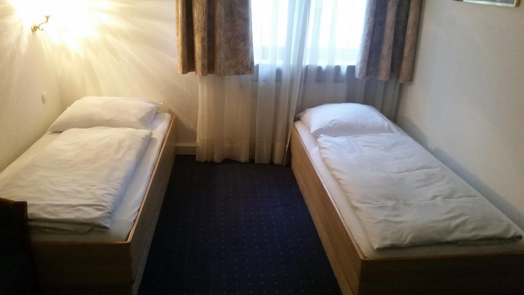 Hotelgarni Frankfurt Frankfurt am Main Rom bilde