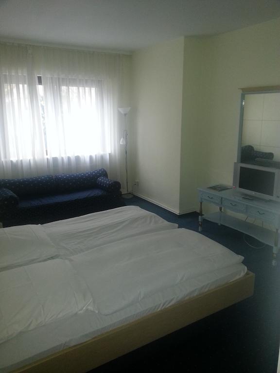 Hotelgarni Frankfurt Frankfurt am Main Rom bilde